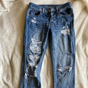 American Eagle Tomgirl jeans